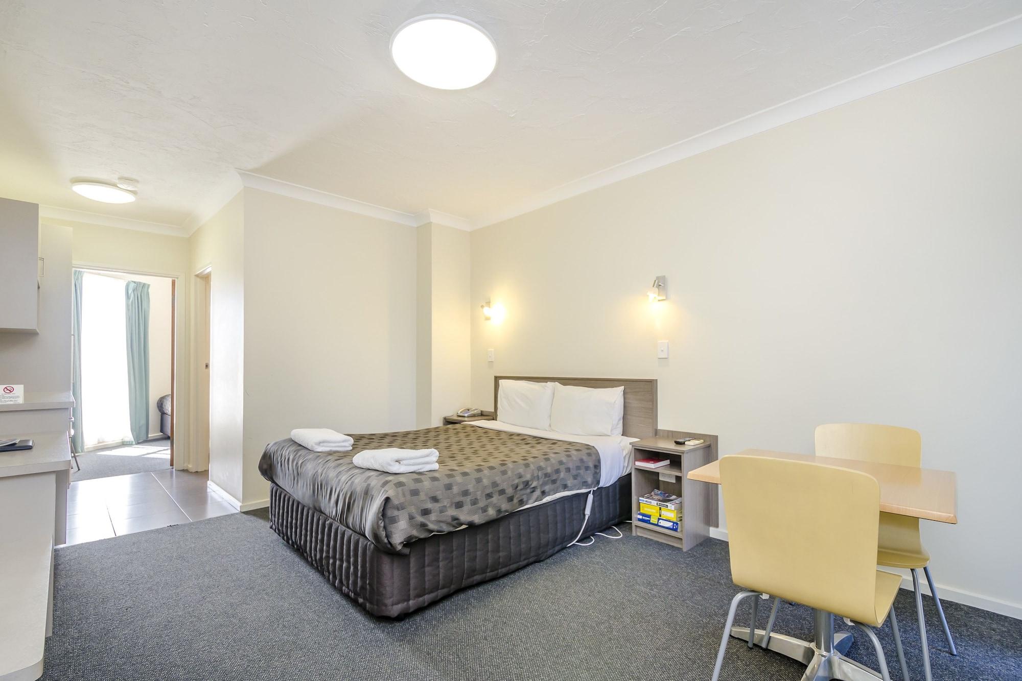 Werribee Motel And Apartments Экстерьер фото