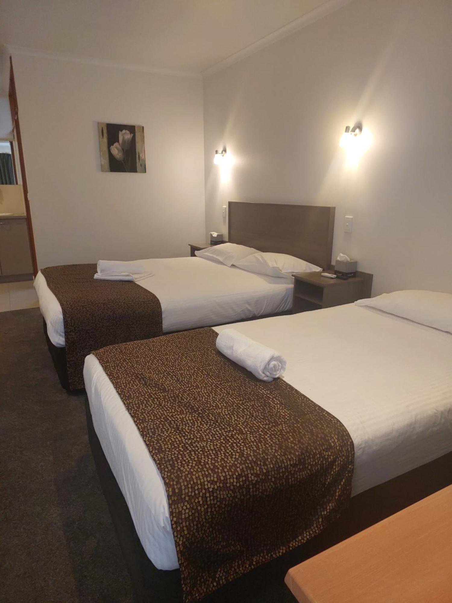 Werribee Motel And Apartments Экстерьер фото
