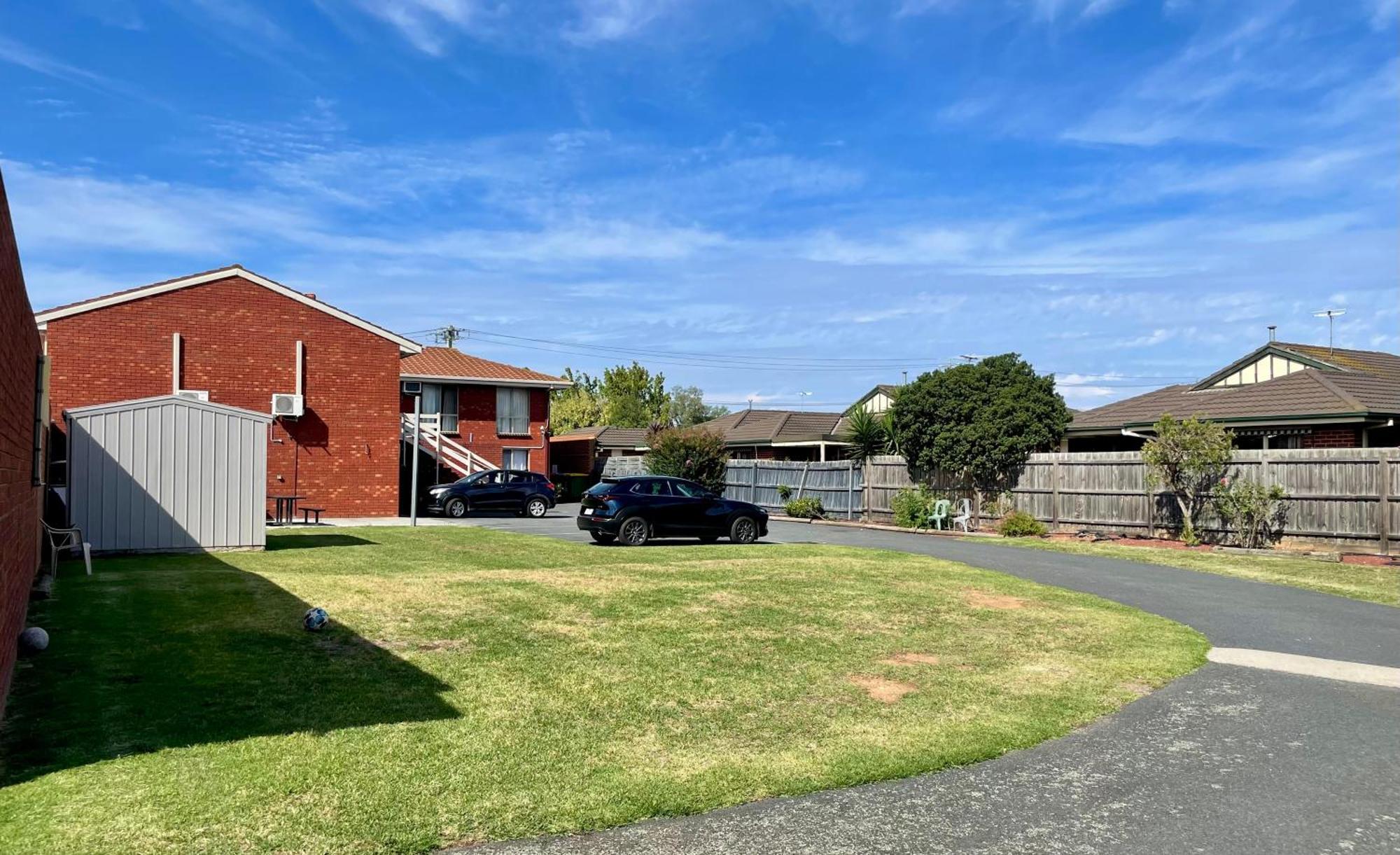 Werribee Motel And Apartments Экстерьер фото