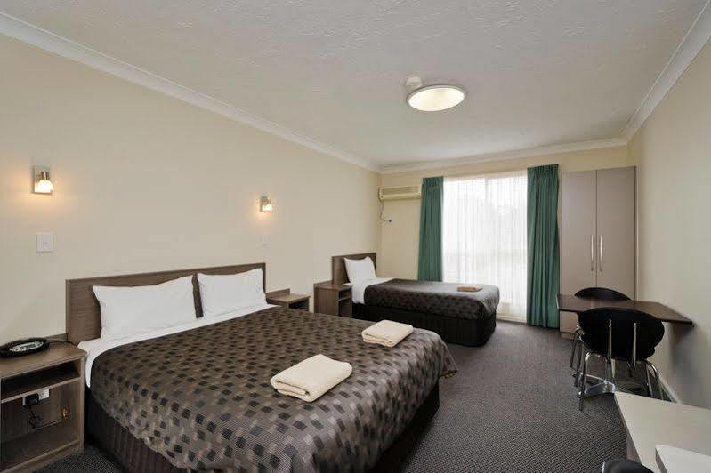 Werribee Motel And Apartments Экстерьер фото