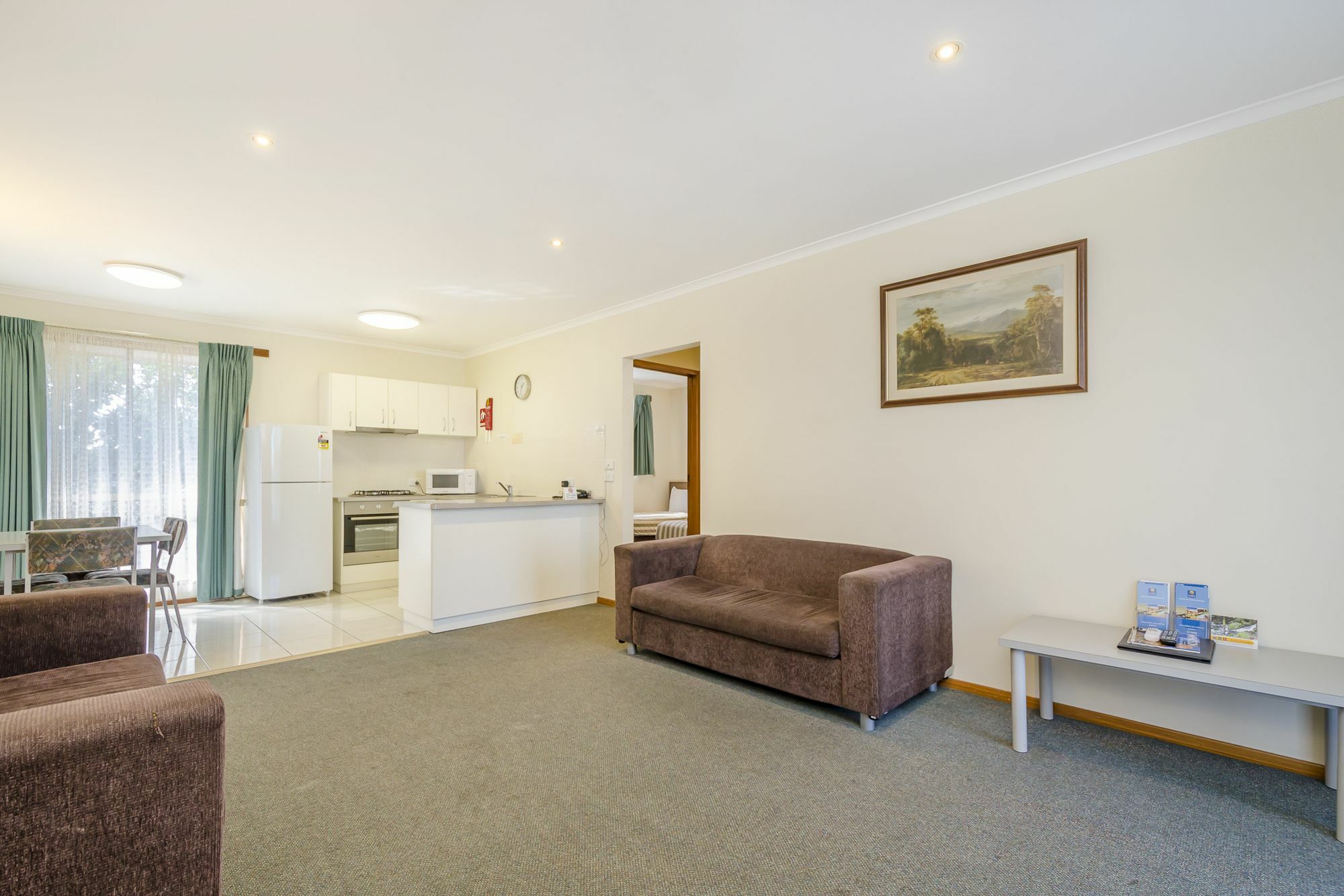 Werribee Motel And Apartments Экстерьер фото